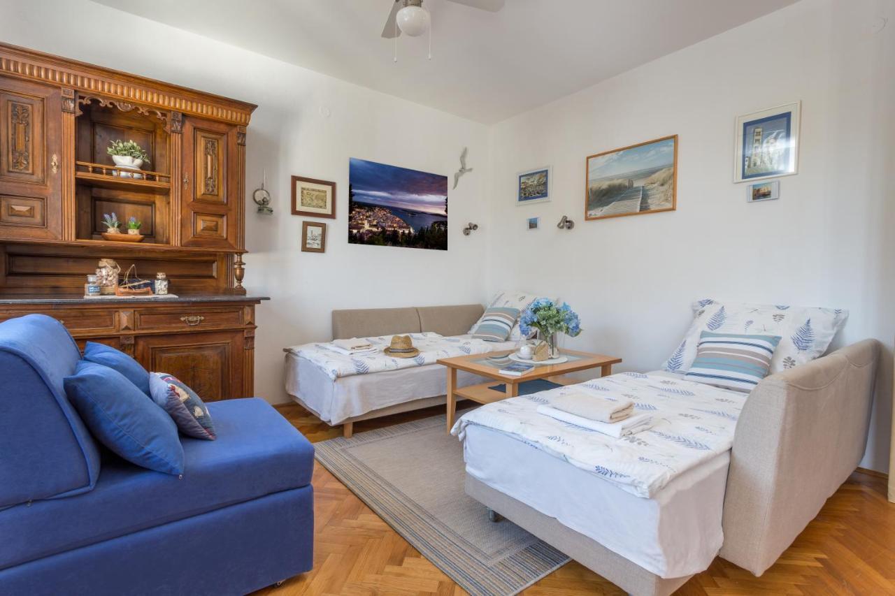 So Hvar So Good! Spacious With Terrace フヴァル エクステリア 写真