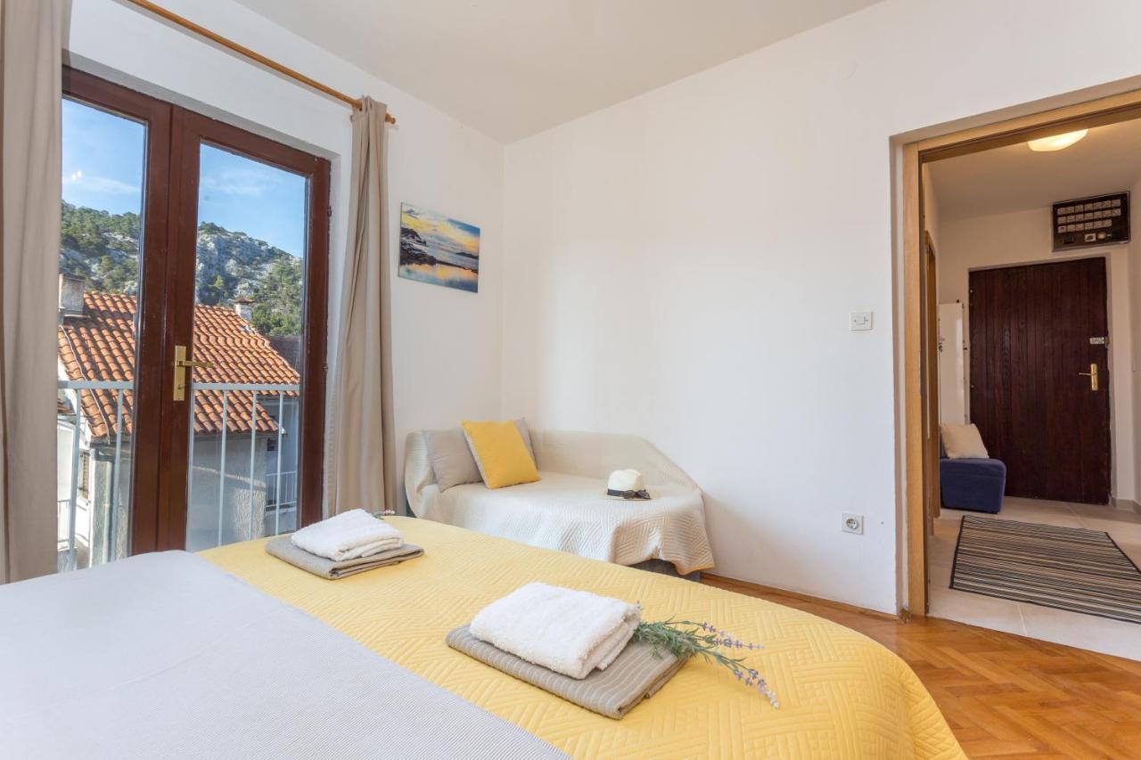 So Hvar So Good! Spacious With Terrace フヴァル エクステリア 写真