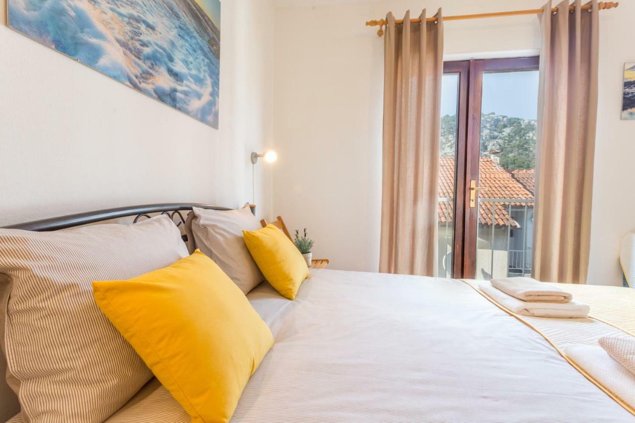 So Hvar So Good! Spacious With Terrace フヴァル エクステリア 写真